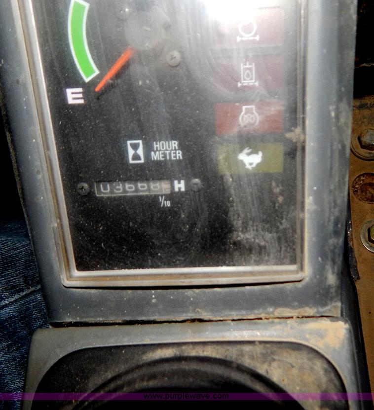 image for item H3916 2007 Takeuchi TL150 skid steer