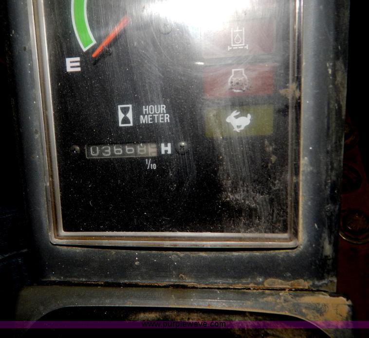 image for item H3916 2007 Takeuchi TL150 skid steer