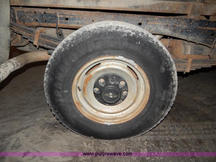 image for item H3919 1998 Chevrolet 2500 pickup truck