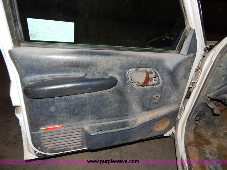 image for item H3919 1998 Chevrolet 2500 pickup truck