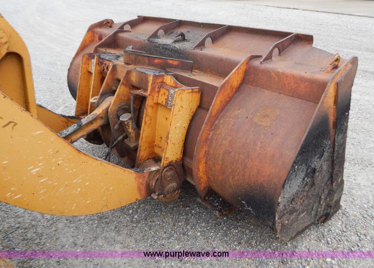 image for item H3921 1998 Case 621B loader