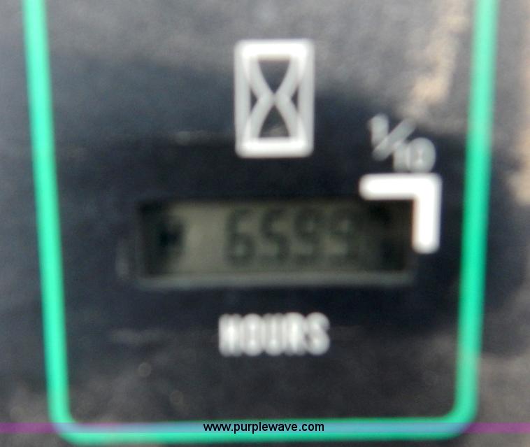 image for item H3921 1998 Case 621B loader