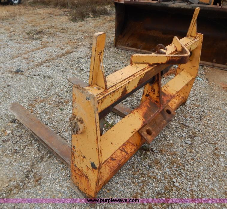 image for item H3921 1998 Case 621B loader