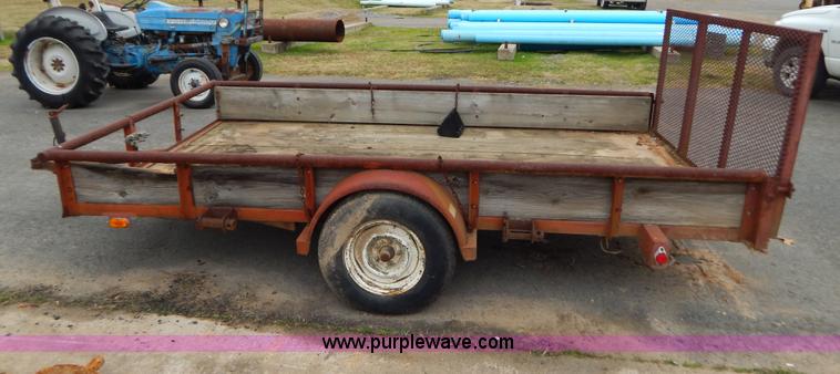 image for item H3949 1990 single axle tilt deck trailer