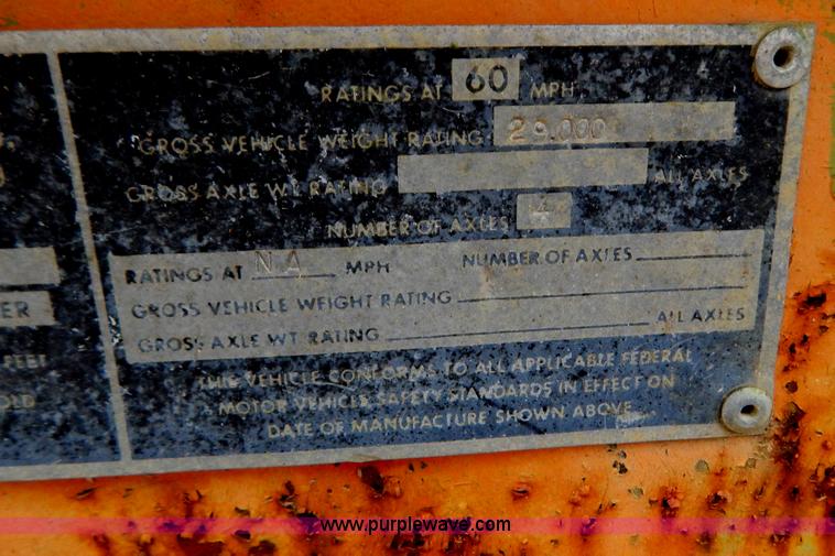 image for item H3954 1979 20' equipment trailer