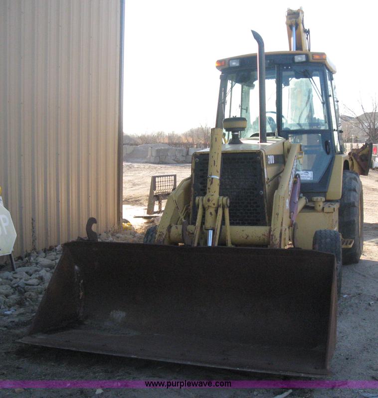 image for item H4252 1996 John Deere 310D backhoe