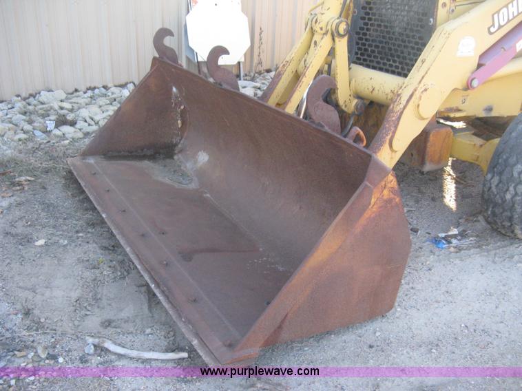 image for item H4252 1996 John Deere 310D backhoe