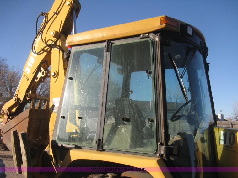 image for item H4252 1996 John Deere 310D backhoe