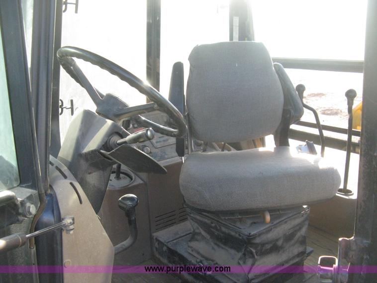 image for item H4252 1996 John Deere 310D backhoe