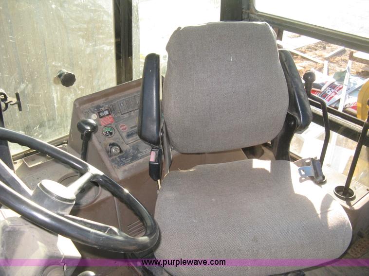 image for item H4252 1996 John Deere 310D backhoe