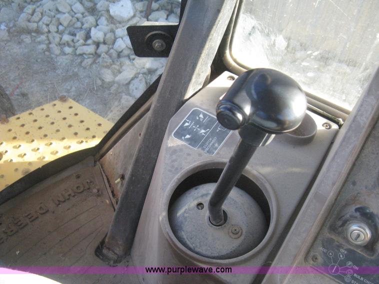 image for item H4252 1996 John Deere 310D backhoe