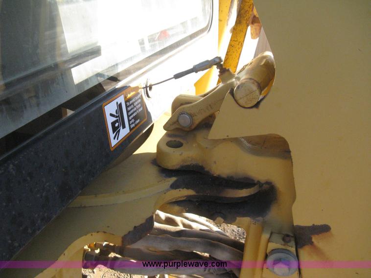 image for item H4252 1996 John Deere 310D backhoe