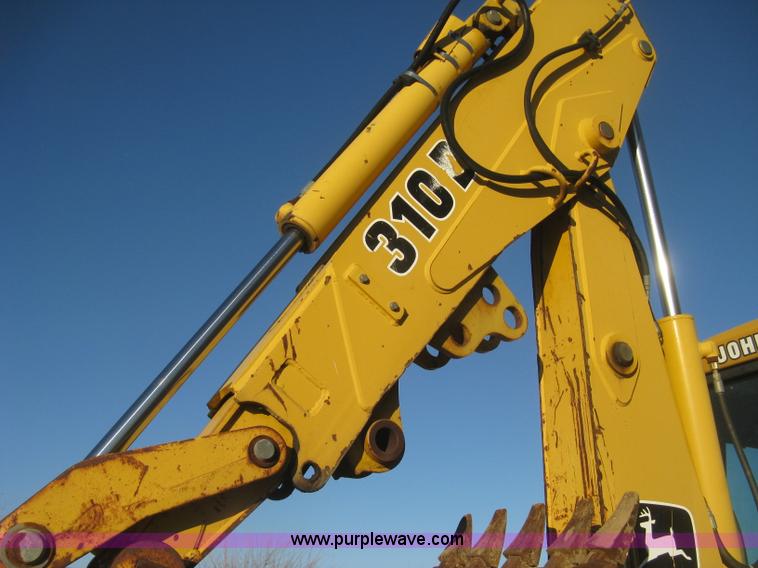 image for item H4252 1996 John Deere 310D backhoe