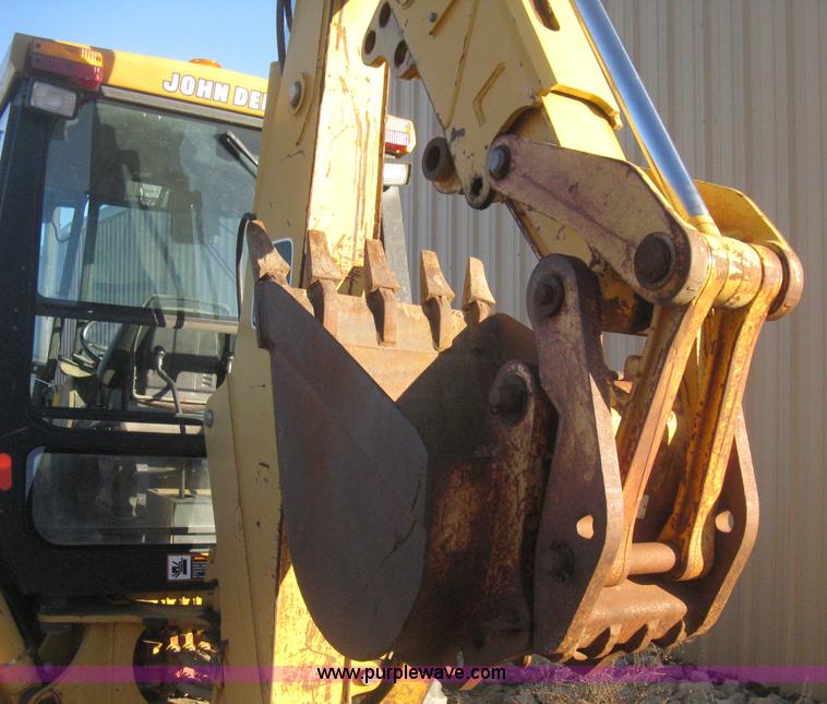 image for item H4252 1996 John Deere 310D backhoe