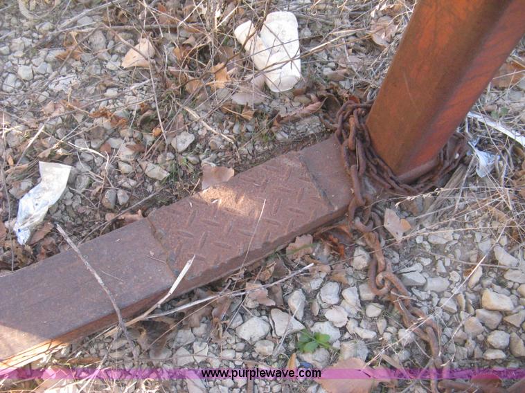 image for item H4252 1996 John Deere 310D backhoe