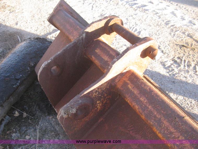 image for item H4252 1996 John Deere 310D backhoe