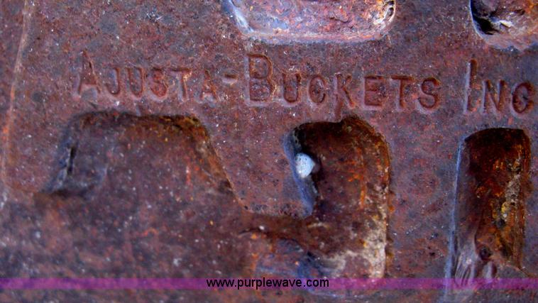 image for item H4252 1996 John Deere 310D backhoe