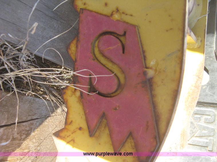 image for item H4252 1996 John Deere 310D backhoe