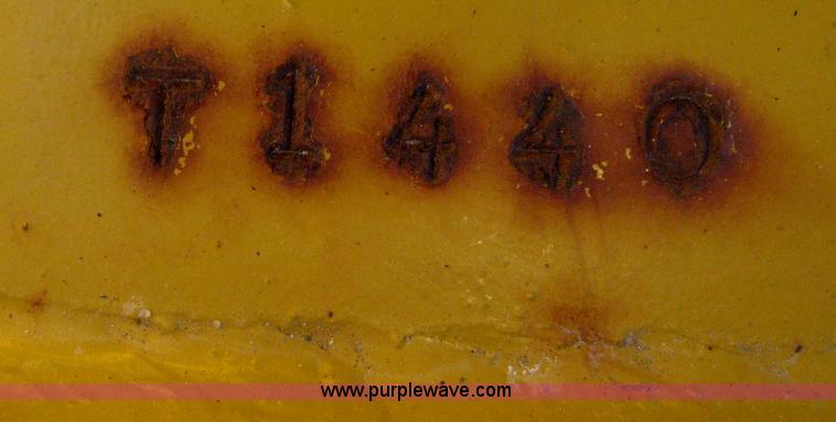 image for item H4252 1996 John Deere 310D backhoe