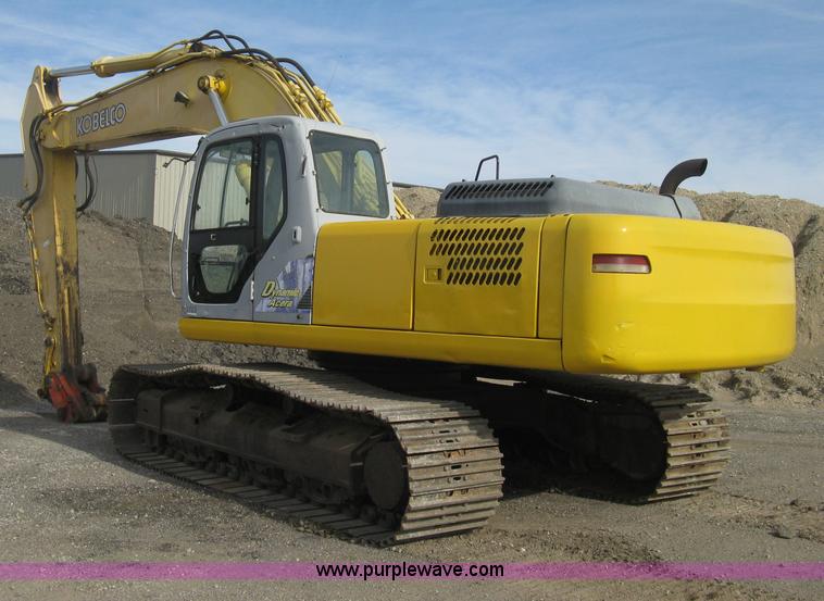 image for item H4319 2001 Kobelco SK330LC Dynamic Acera excavator