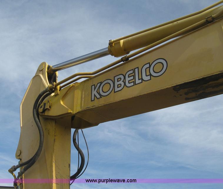 image for item H4319 2001 Kobelco SK330LC Dynamic Acera excavator