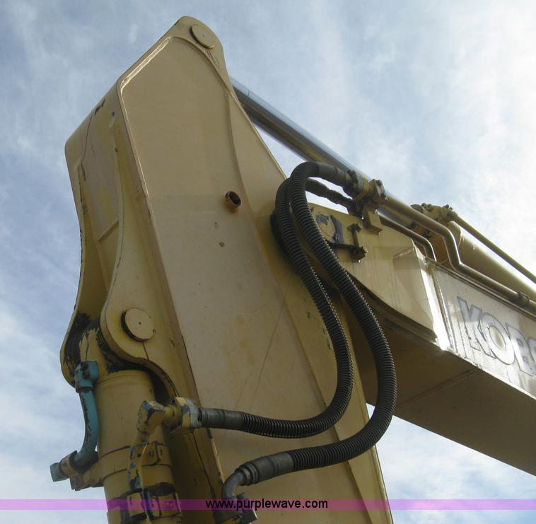 image for item H4319 2001 Kobelco SK330LC Dynamic Acera excavator