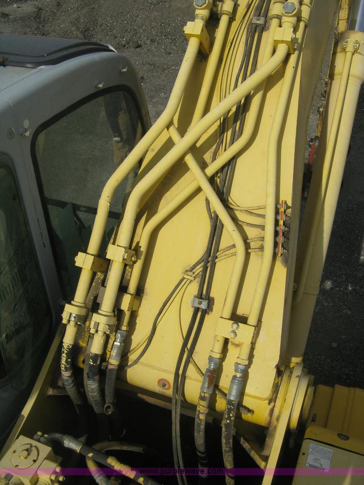 image for item H4319 2001 Kobelco SK330LC Dynamic Acera excavator