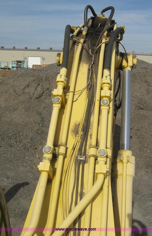 image for item H4319 2001 Kobelco SK330LC Dynamic Acera excavator