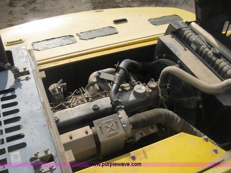 image for item H4319 2001 Kobelco SK330LC Dynamic Acera excavator