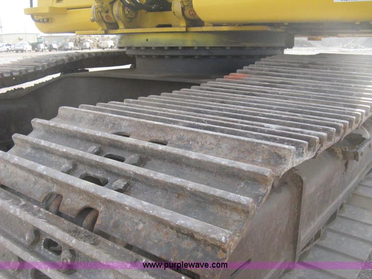 image for item H4319 2001 Kobelco SK330LC Dynamic Acera excavator