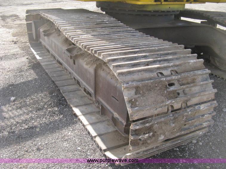 image for item H4319 2001 Kobelco SK330LC Dynamic Acera excavator