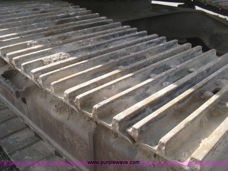 image for item H4319 2001 Kobelco SK330LC Dynamic Acera excavator