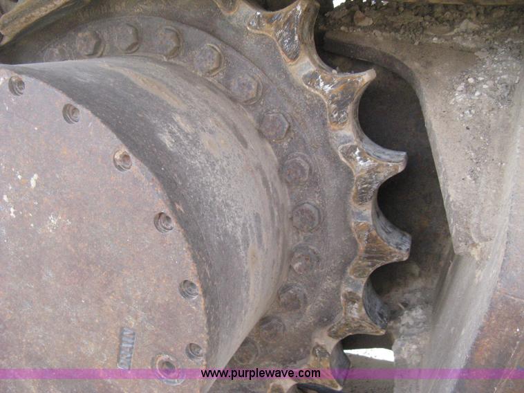 image for item H4319 2001 Kobelco SK330LC Dynamic Acera excavator