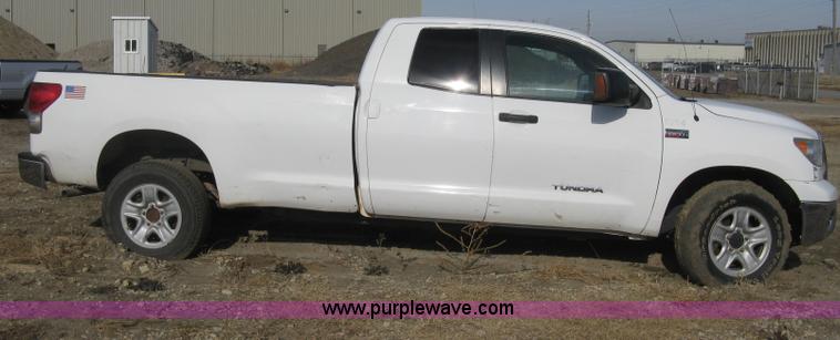 image for item H4320 2008 Toyota Tundra SR5 Double Cab pickup truck