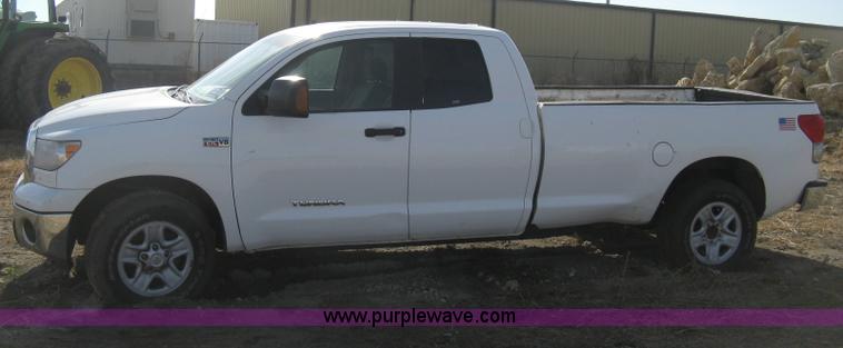 image for item H4320 2008 Toyota Tundra SR5 Double Cab pickup truck
