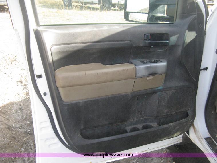 image for item H4320 2008 Toyota Tundra SR5 Double Cab pickup truck