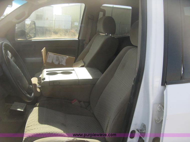 image for item H4320 2008 Toyota Tundra SR5 Double Cab pickup truck