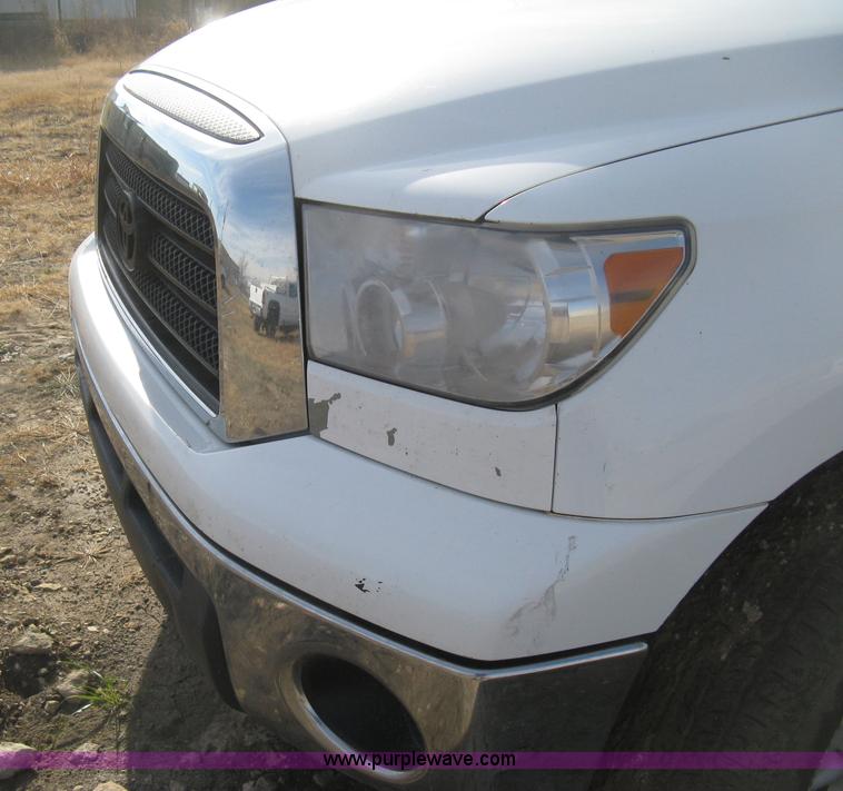 image for item H4320 2008 Toyota Tundra SR5 Double Cab pickup truck