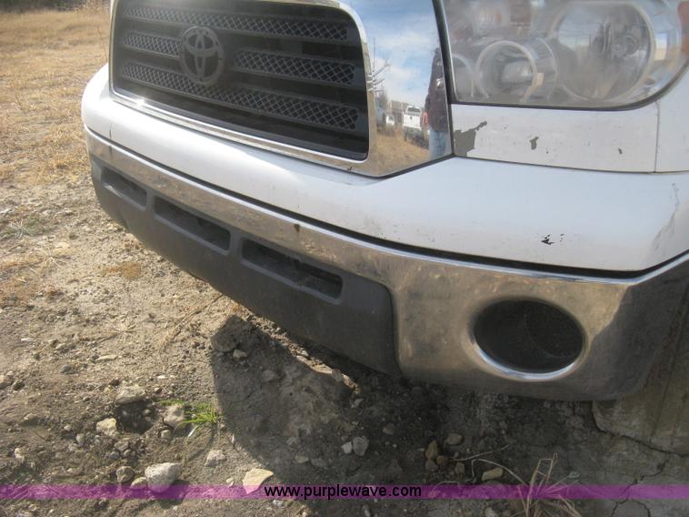 image for item H4320 2008 Toyota Tundra SR5 Double Cab pickup truck