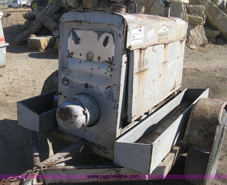 image for item H4321 Lincoln SA200 welder