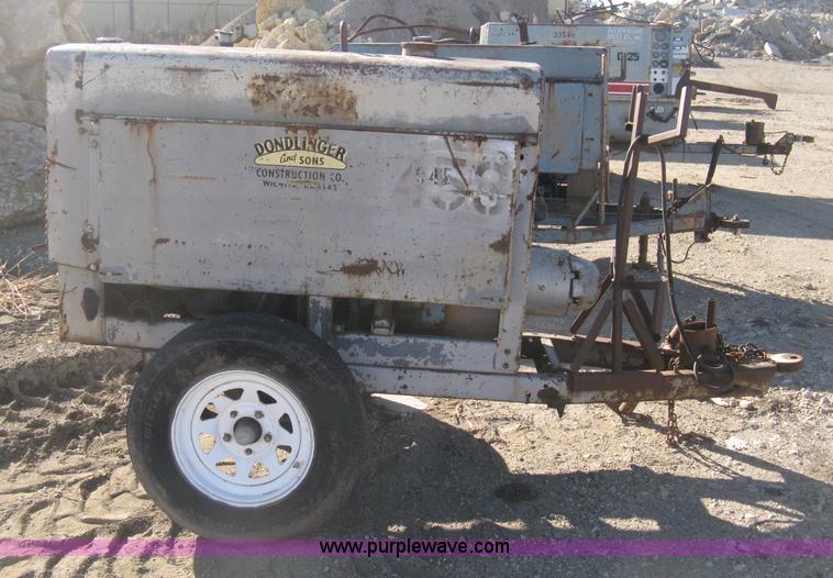 image for item H4322 Lincoln SA-200-F-163 arc welder