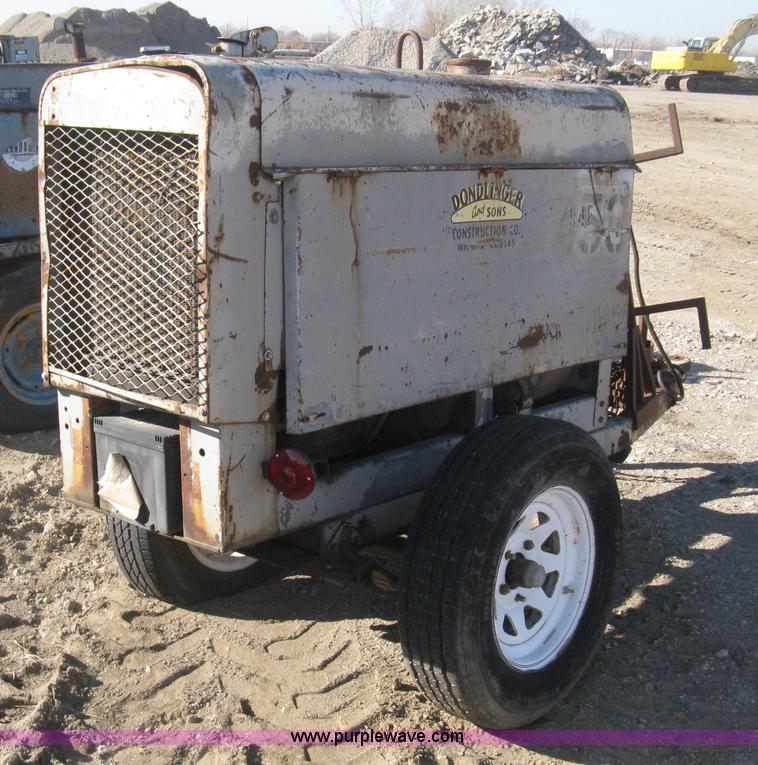 image for item H4322 Lincoln SA-200-F-163 arc welder