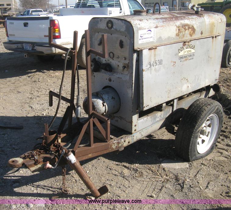 image for item H4322 Lincoln SA-200-F-163 arc welder