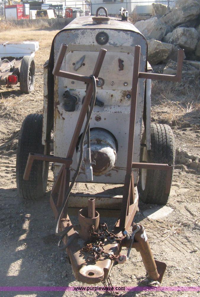 image for item H4322 Lincoln SA-200-F-163 arc welder