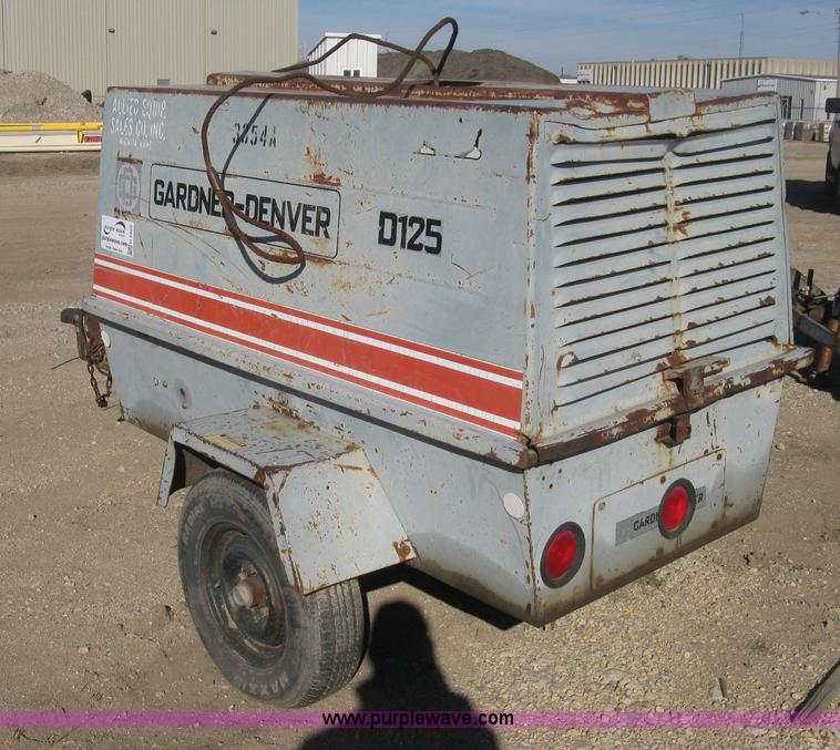 image for item H4325 Gardner Denver D125 air compressor