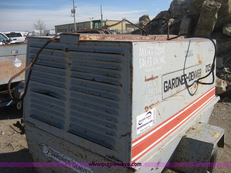 image for item H4325 Gardner Denver D125 air compressor