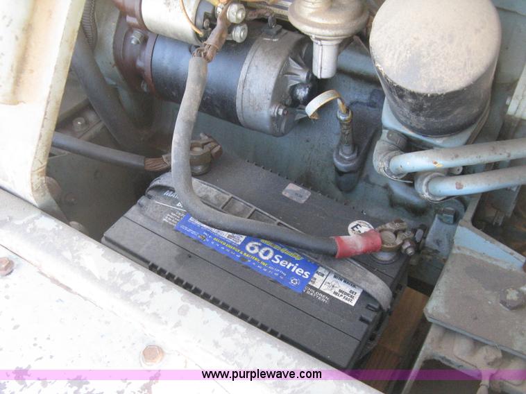 image for item H4325 Gardner Denver D125 air compressor