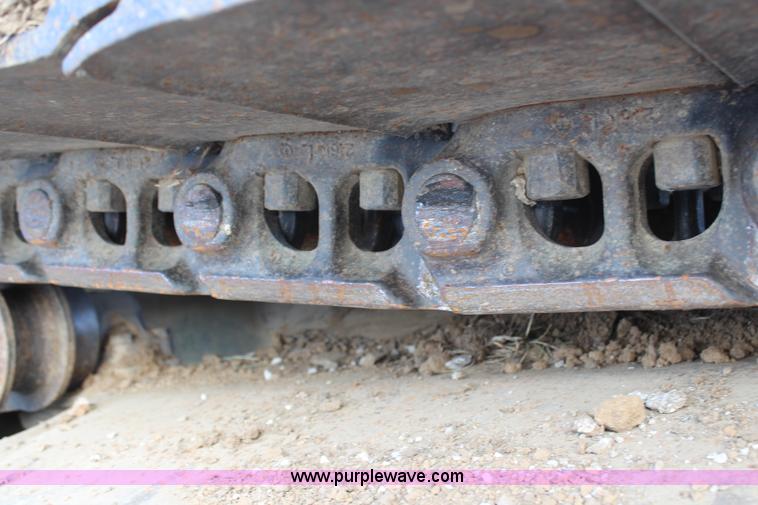 image for item H7789 2003 John Deere 370C excavator