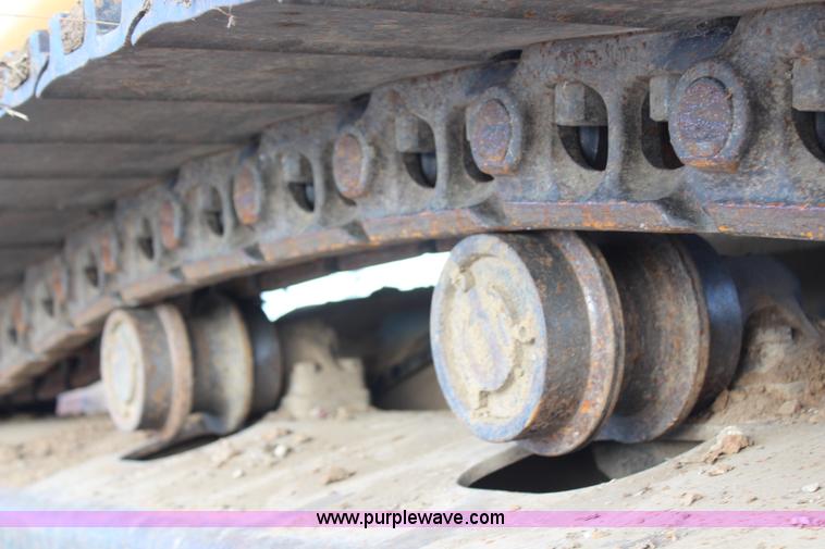 image for item H7789 2003 John Deere 370C excavator