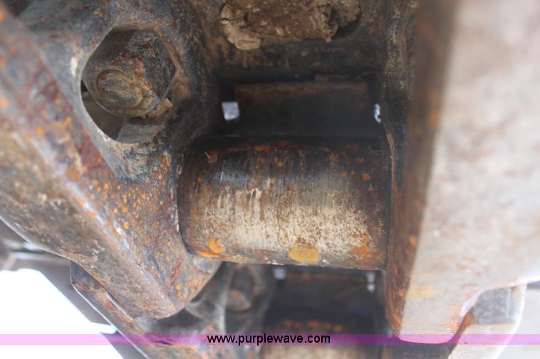 image for item H7789 2003 John Deere 370C excavator